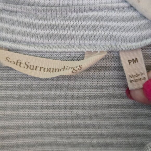 Soft Surroundings Tamara Tunic Green White Striped Collars V Neck Size PM - Picture 6 of 8